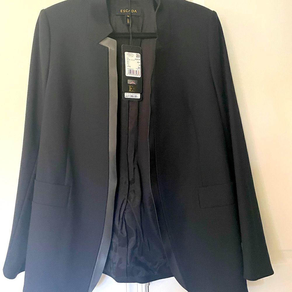 Escada blazer 